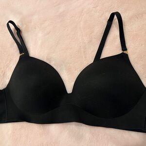 Victoria's Secret Dream Angels Black Bra